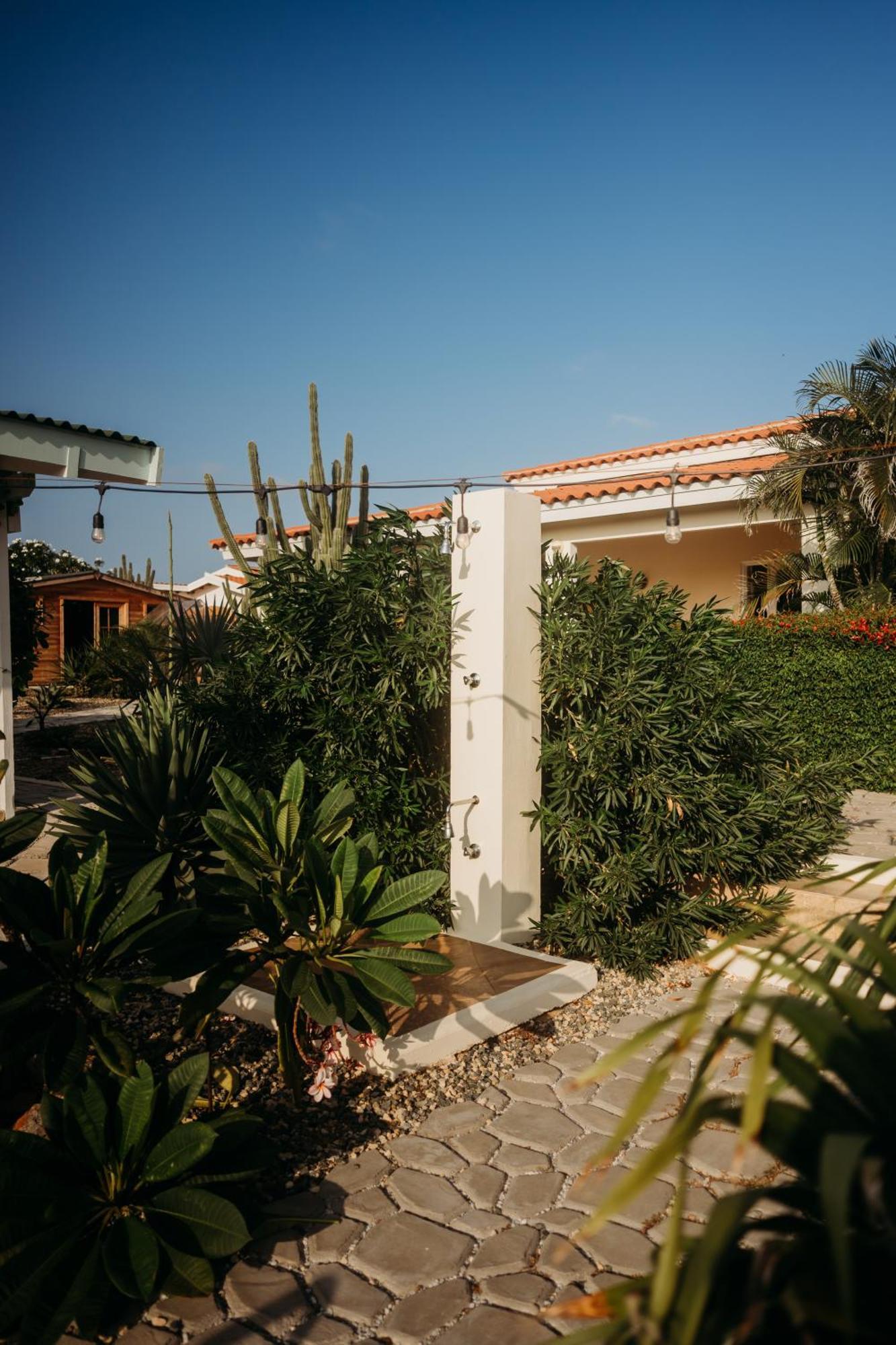 Pura Vida Aruba Appartement Palma Noord Exterior photo